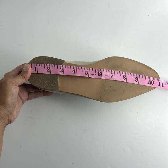 Everlane The Modern Loafer in Stone Suede - Picture 13 of 15